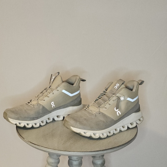 On Running Cloud Hi Sneakers in Glacier/Grey - Mid-Top - Picture 4 of 8